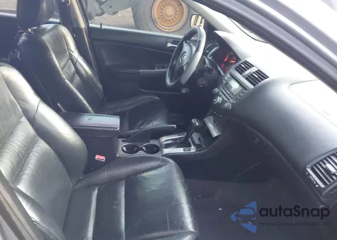 2003 Honda Accord 2.4 Ex из США, поврежденный, VIN 1HGCM56673A101305